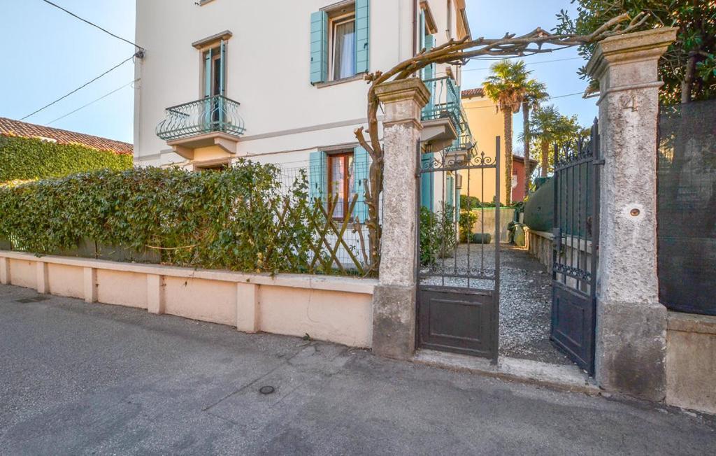 Dimora Castiglioni Villa Венеция Лидо Екстериор снимка